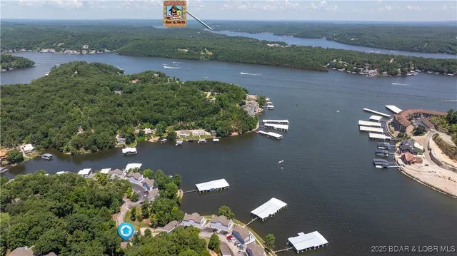 $374,299 | 1126 Buckingham Drive, Camdenton, MO 65020