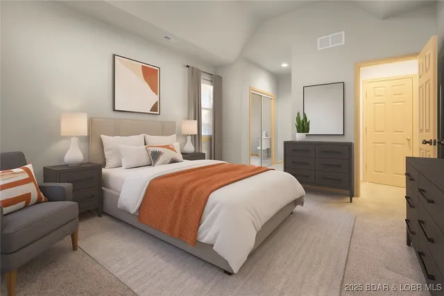 $374,299 | 1126 Buckingham Drive, Camdenton, MO 65020