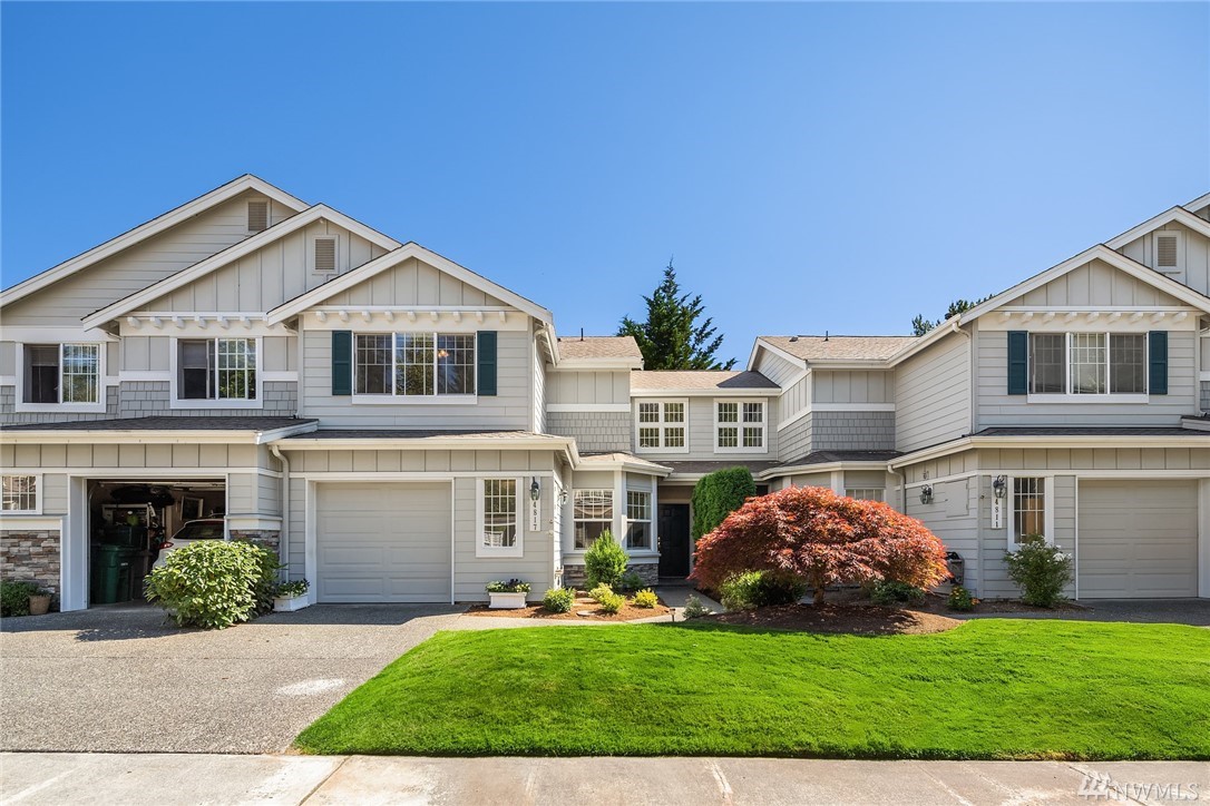 4817 Northeast 5th Court Renton, WA 98059 - Photo 2 of 23