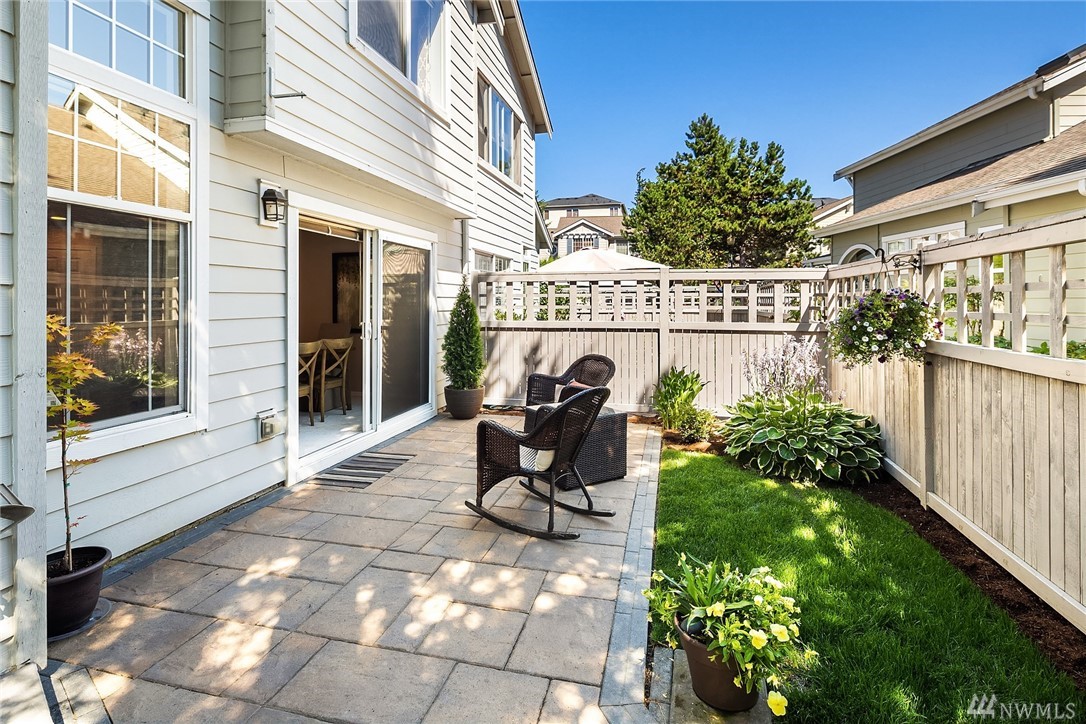 4817 Northeast 5th Court Renton, WA 98059 - Photo 22 of 23
