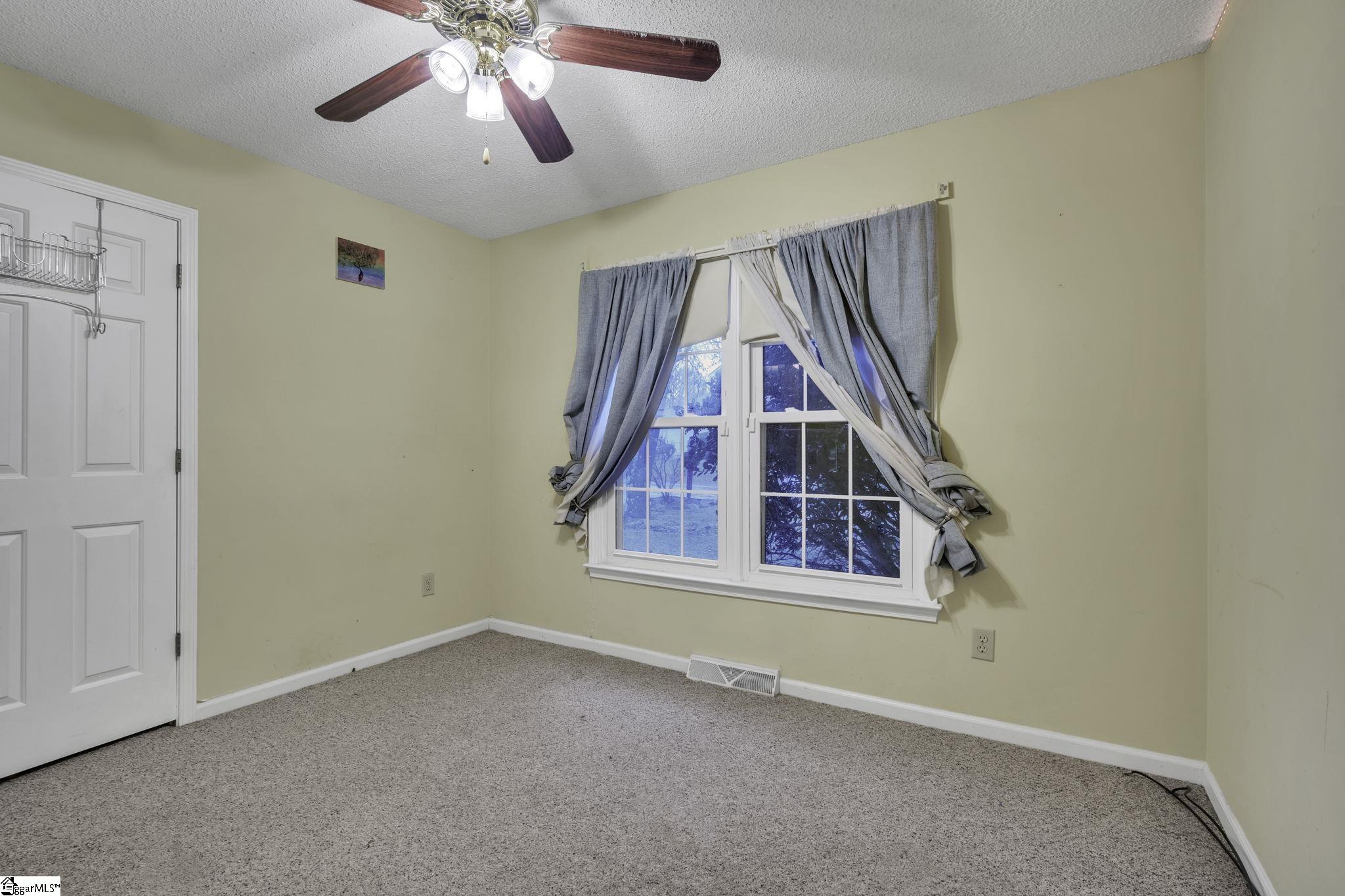 15 Fairview Place Greer, SC 29651 - Photo 22 of 24