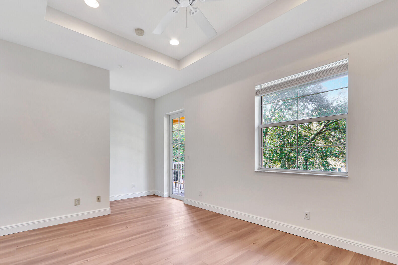 4313 Parkside Drive Jupiter, FL 33458 - Photo 11 of 29 Owner's Suite