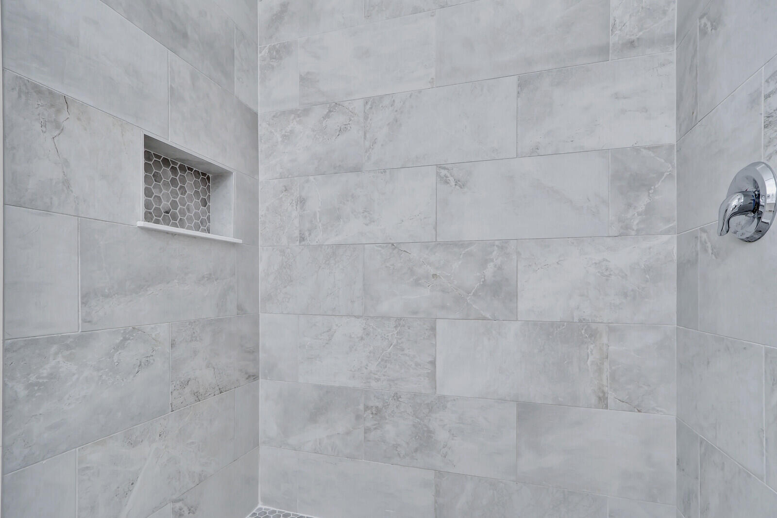 4313 Parkside Drive Jupiter, FL 33458 - Photo 15 of 29 Shower 2