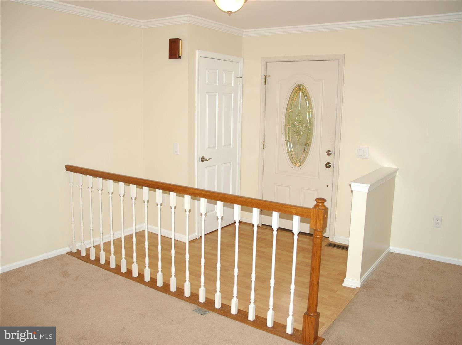 669 Concerto Lane Silver Spring, MD 20901 - Photo 4 of 26 Interior (General)