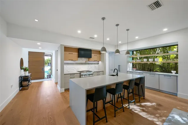 $3,400,000 | 948 Citrus Avenue, Sarasota, FL 34236