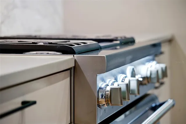 $3,400,000 | 948 Citrus Avenue, Sarasota, FL 34236