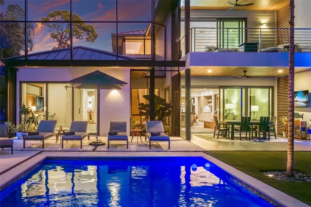 $3,400,000 | 948 Citrus Avenue, Sarasota, FL 34236