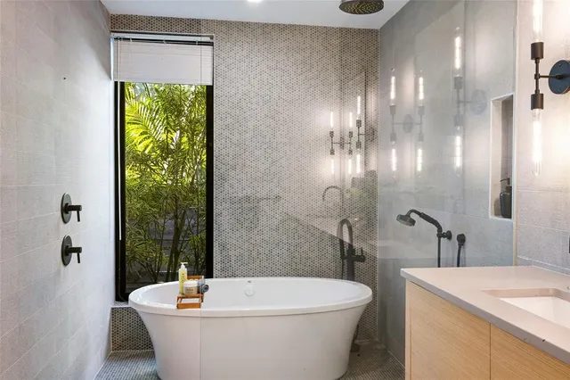 $3,400,000 | 948 Citrus Avenue, Sarasota, FL 34236