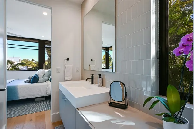 $3,400,000 | 948 Citrus Avenue, Sarasota, FL 34236