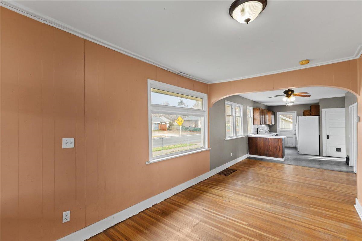 5028 North Washington Street Spokane, WA 99205 - Photo 6 of 39