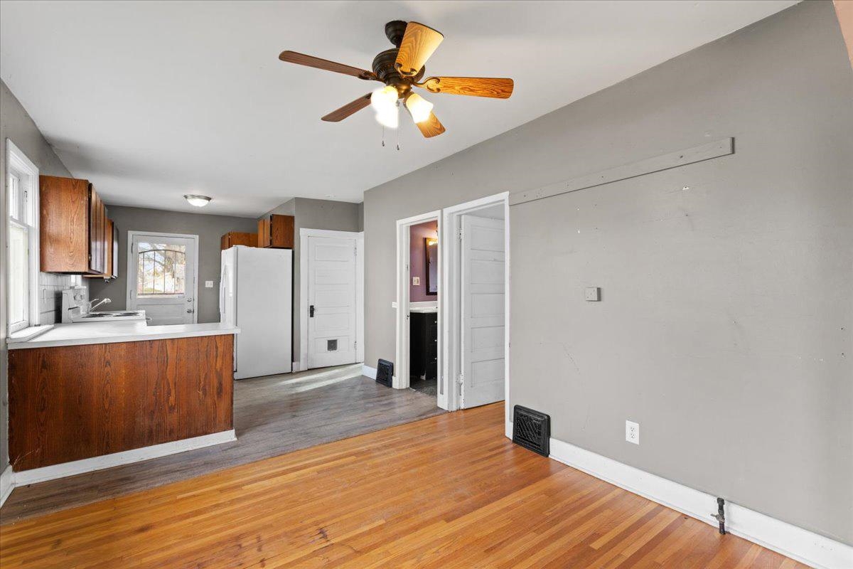 5028 North Washington Street Spokane, WA 99205 - Photo 9 of 39