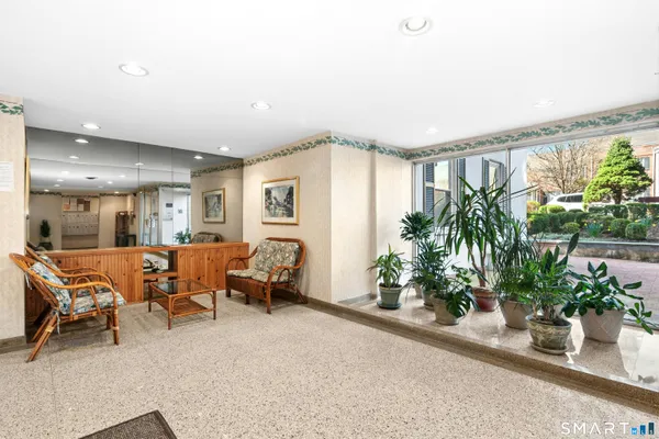 $415,000 | 7 4th Street, Unit 3C, Stamford, CT 06905