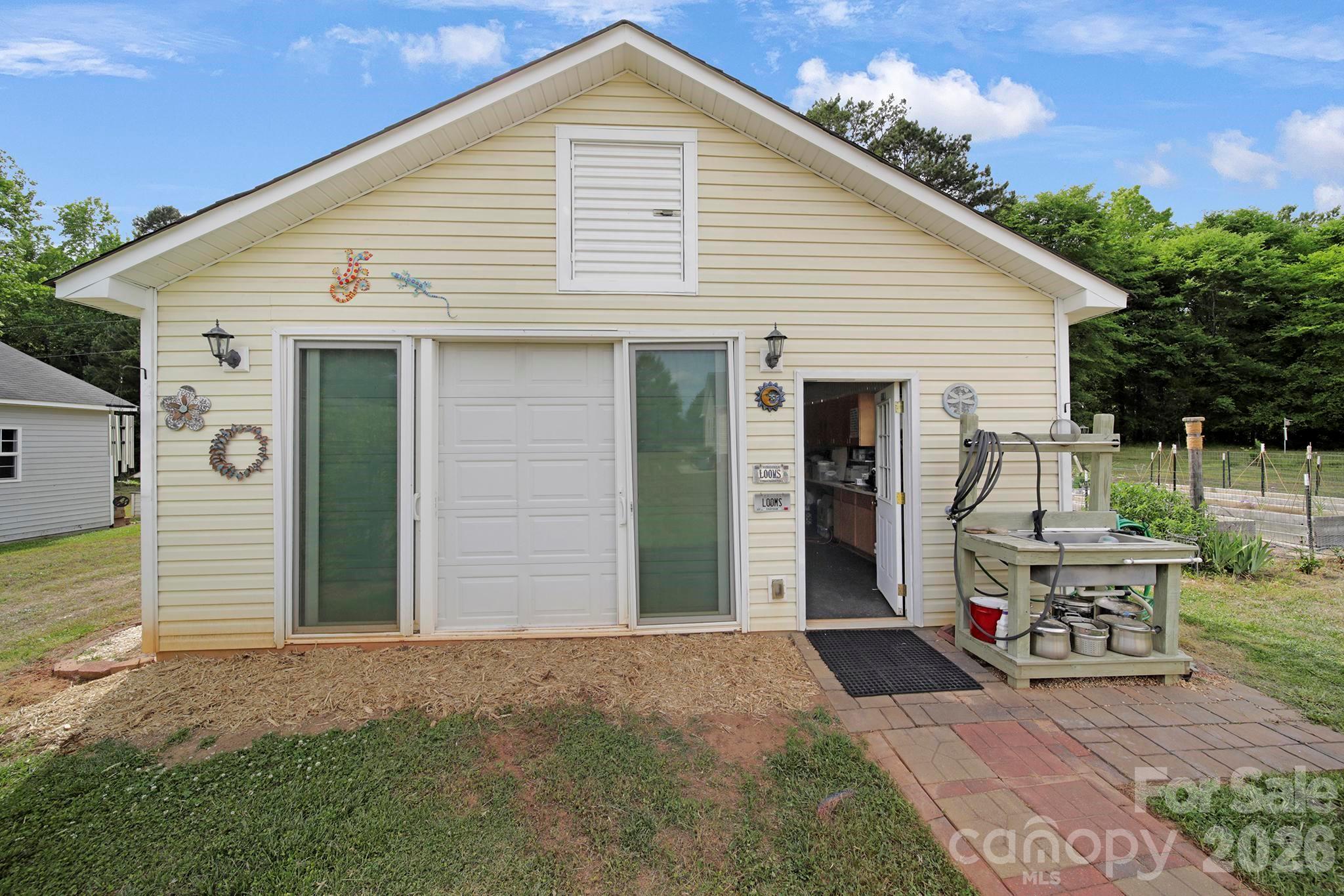 530 Calabash Road Clover, SC 29710 - Photo 37 of 48