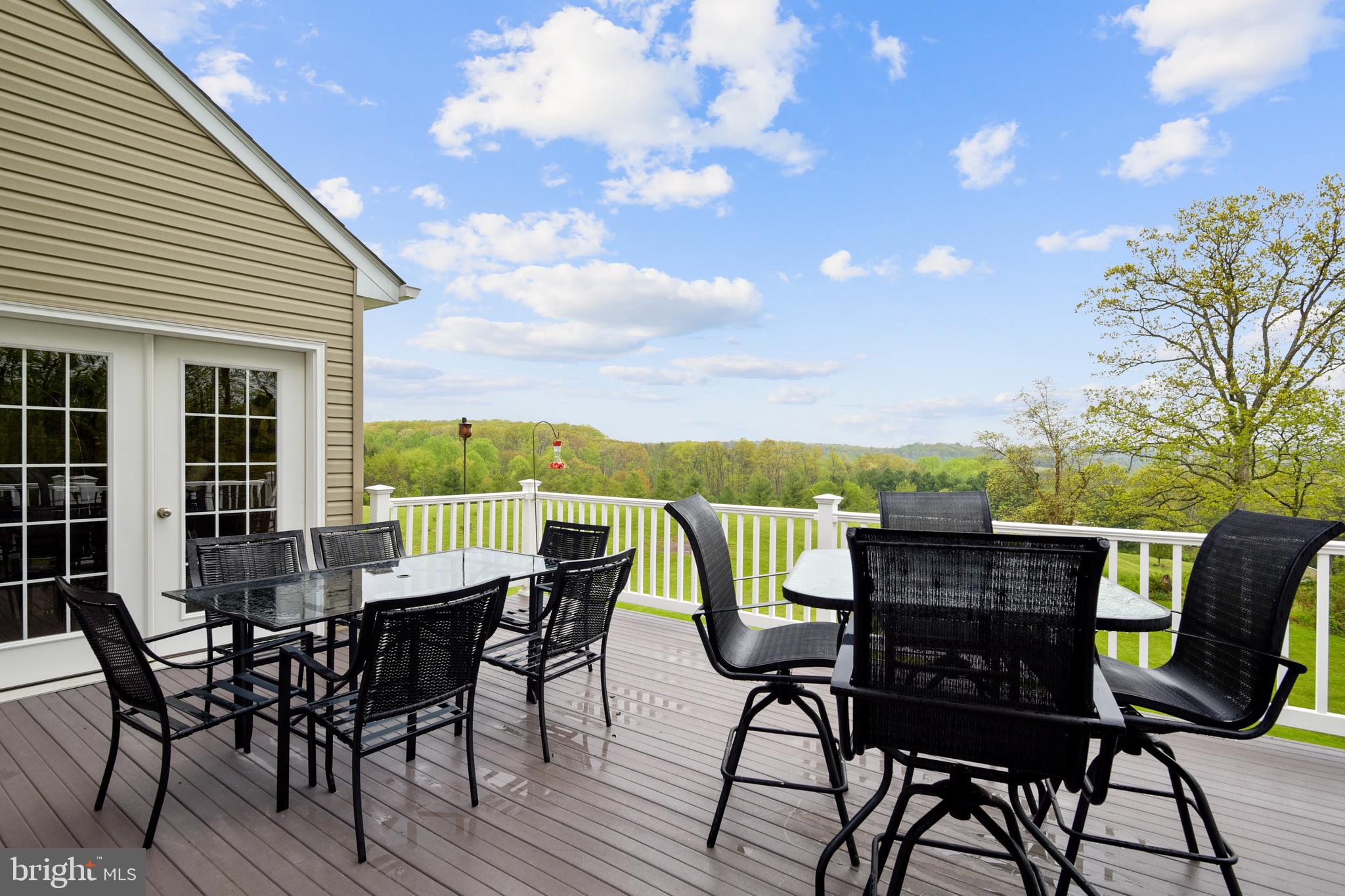 3285 Bert Koontz Road Taneytown, MD 21787 - Photo 58 of 78 Rear Deck
