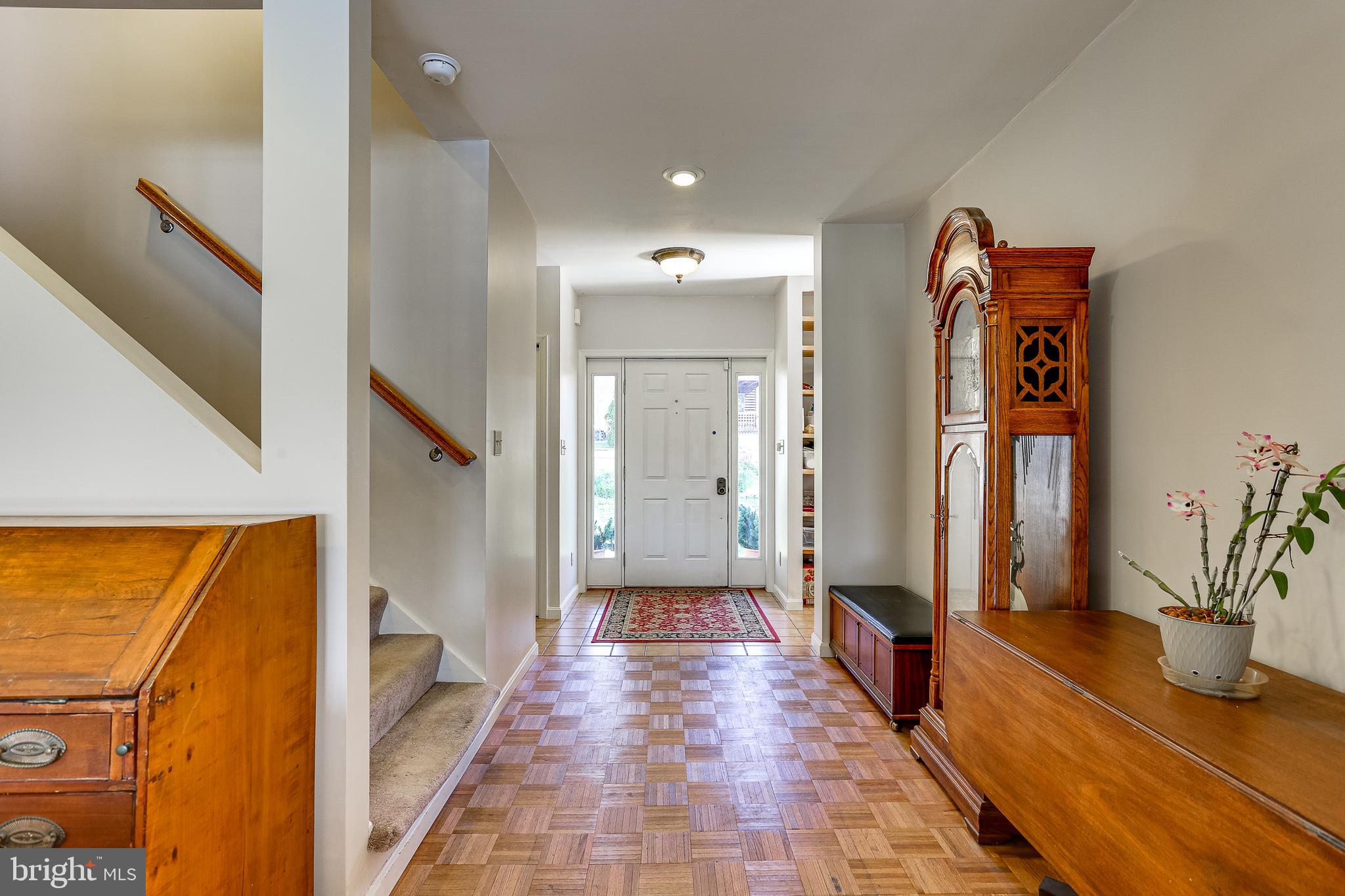 635 Shore Road Severna Park, MD 21146 - Photo 4 of 43 Foyer