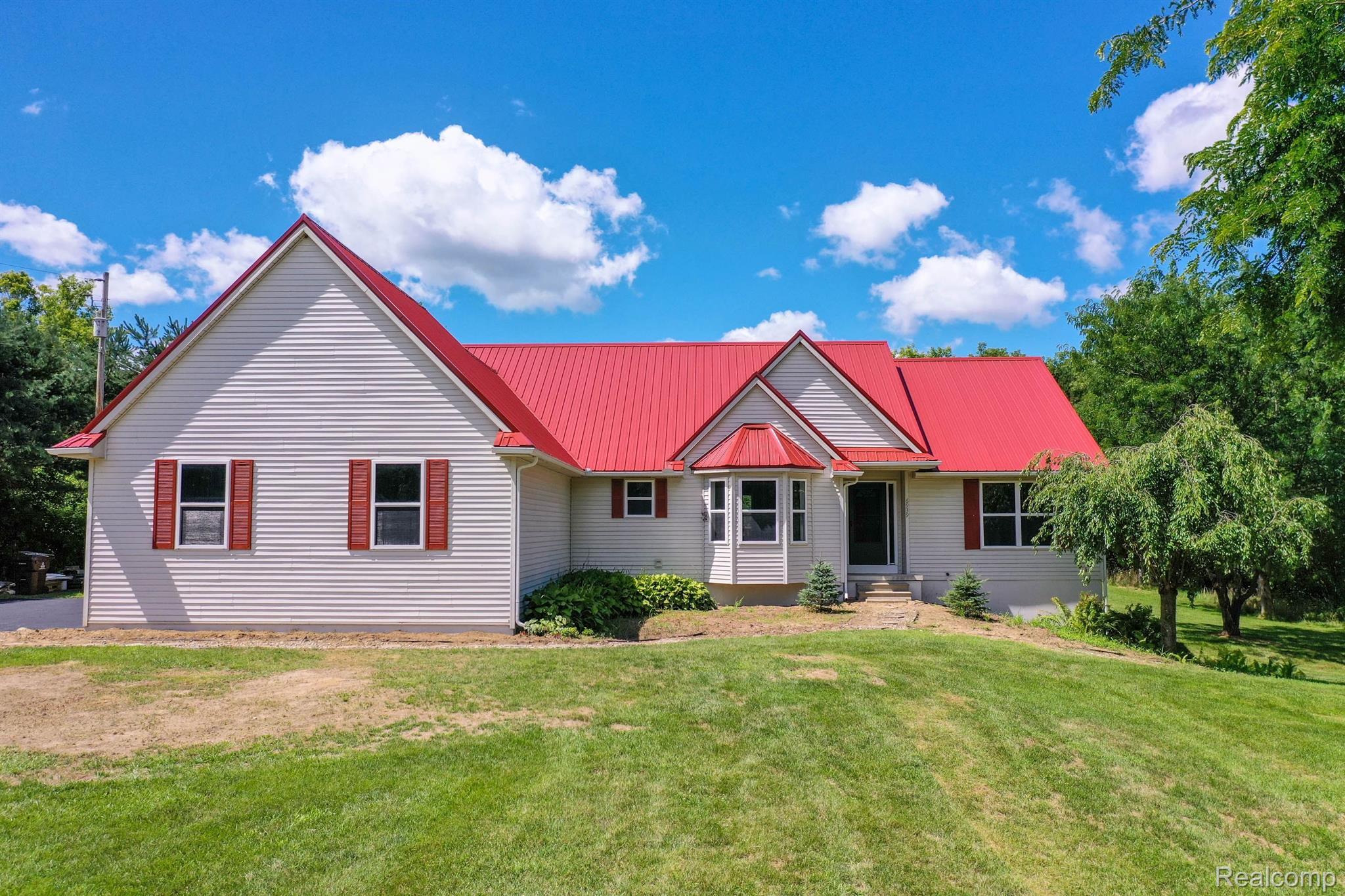 6939 Sanford Road Howell, MI 48855 - Photo 40 of 45 Gallery Image 40