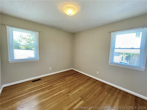 a view of empty room with window