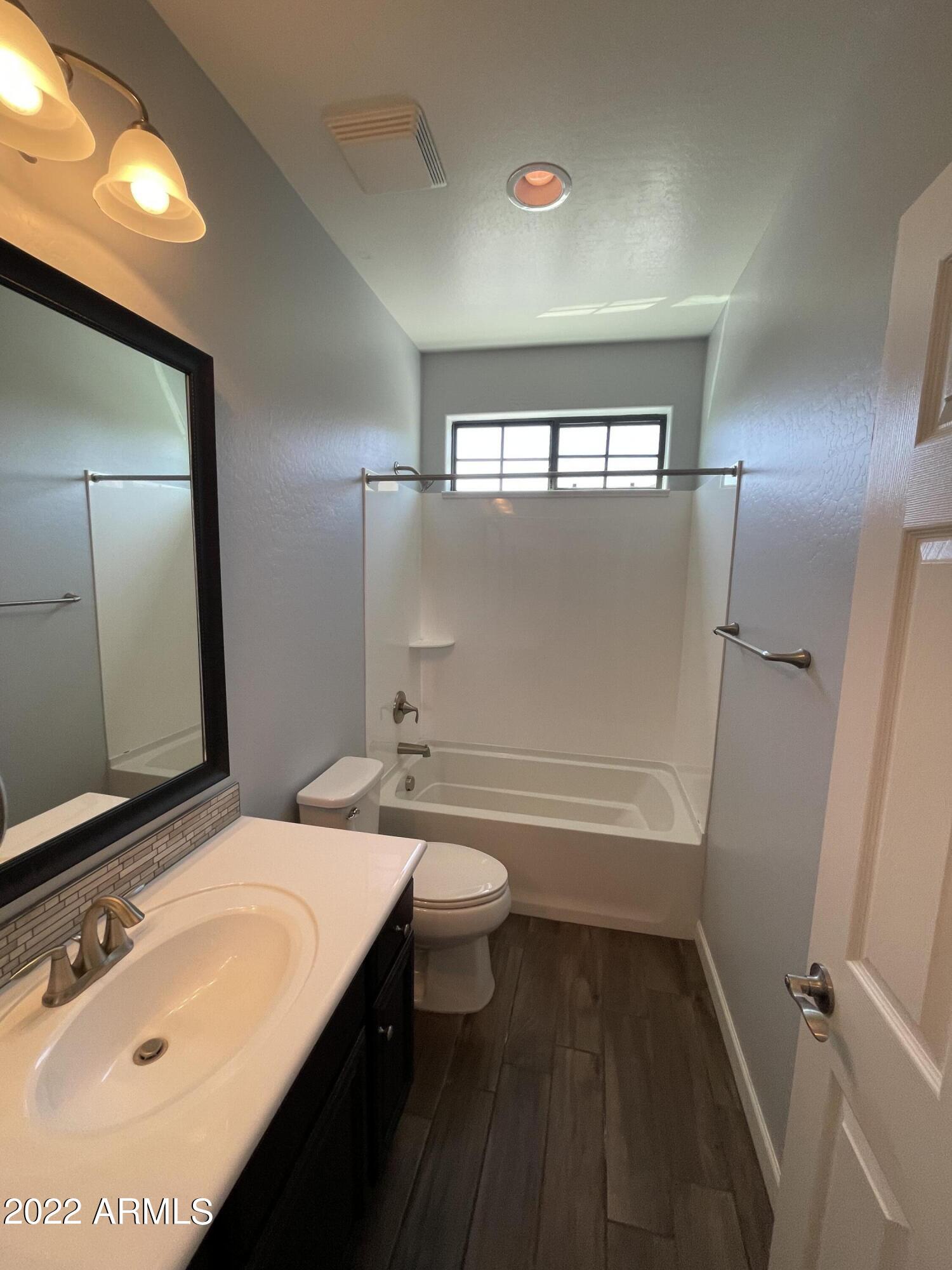 4777 South Fulton Ranch Boulevard, Unit 2087 Chandler, AZ 85248 - Photo 8 of 14 Hall Bathroom