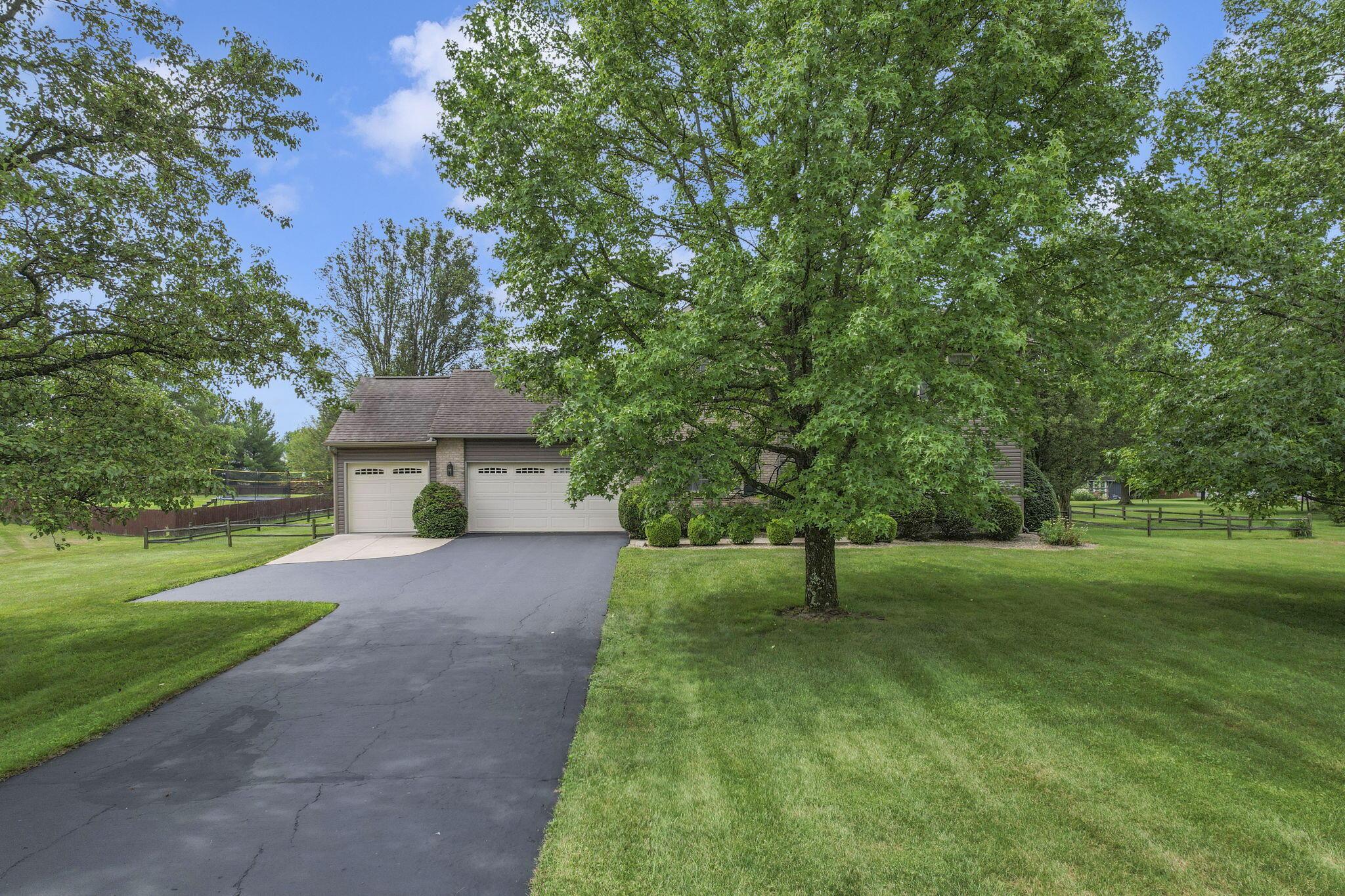 7639 Beecher Road Southwest Pataskala, OH 43062 - Photo 57 of 73 61-web-or-mls-DJI_0085