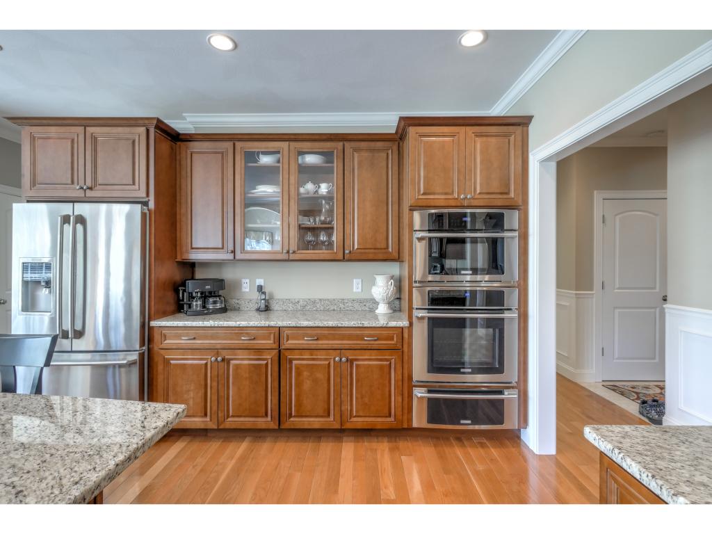 52 Post Road Hooksett, NH 03106 - Photo 9 of 36