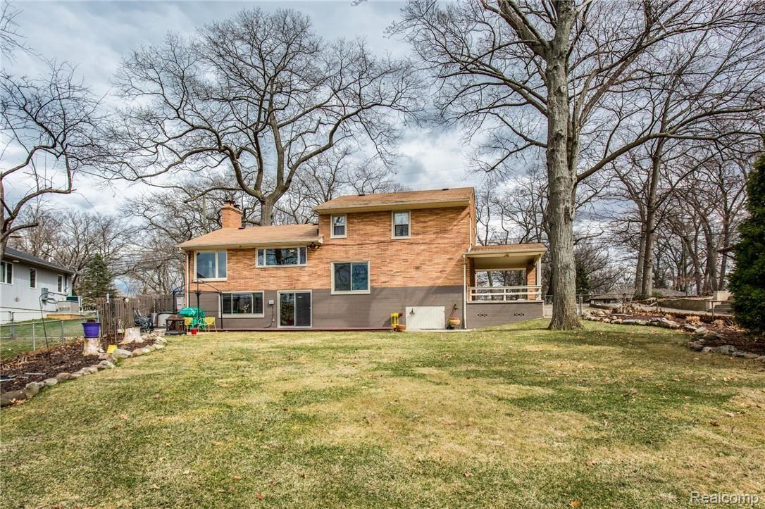 3261 Riverside Drive Port Huron, MI 48060 - Photo 7 of 39 3261 Riverside Drive