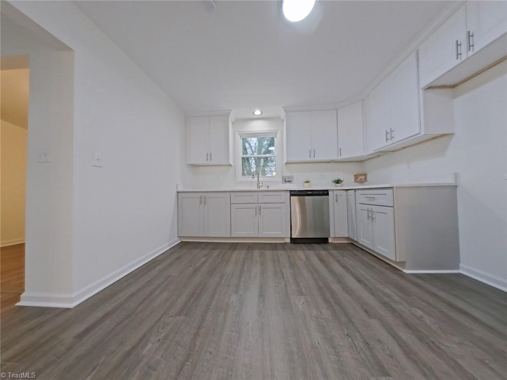 905 Thissell Street High Point, NC 27260 - Photo 4 of 14