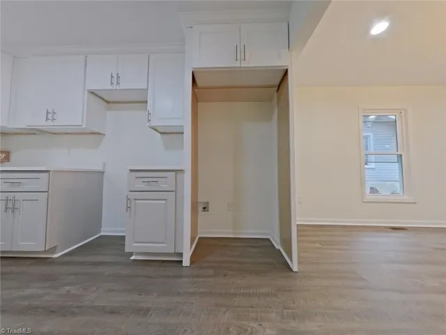 $1,400 | 905 Thissell Street, High Point, NC 27260