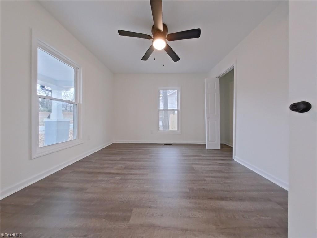 905 Thissell Street High Point, NC 27260 - Photo 10 of 14