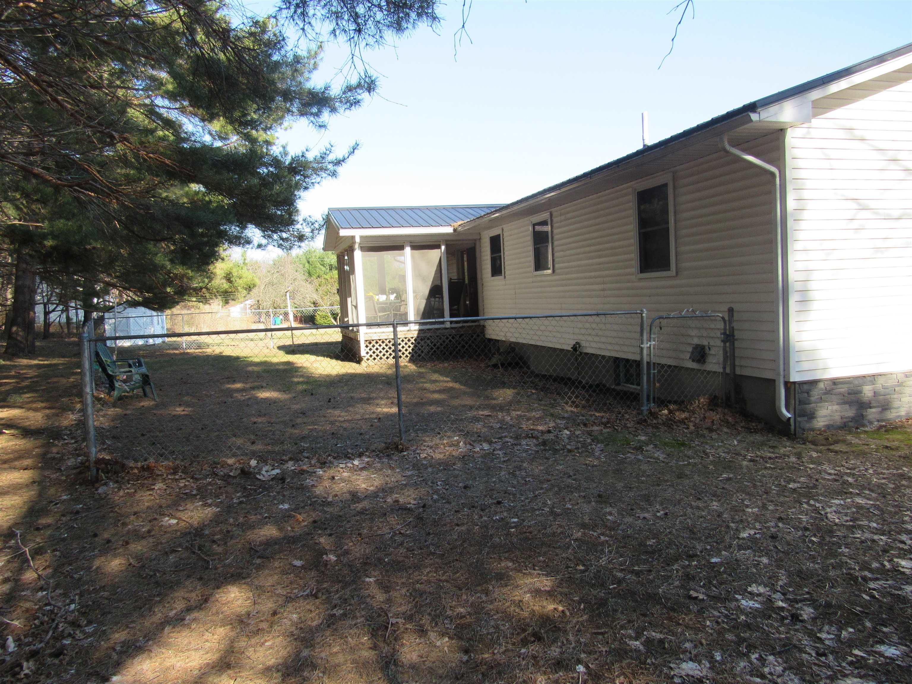 51 McLaughlin Drive Highgate, VT 05459 - Photo 6 of 30