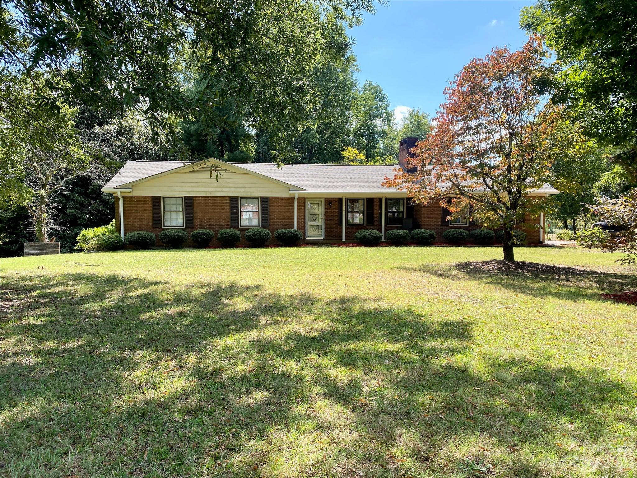 161 Cartwright Road Harmony, NC 28634 - Photo 1 of 37 Gallery Image 1