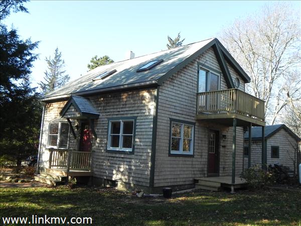 132 County Road Oak Bluffs, MA 02557 - Photo 1 of 11 http://d1qzqeyxiitrap.cloudfront.net/photos/22347/600/396b9521.jpg