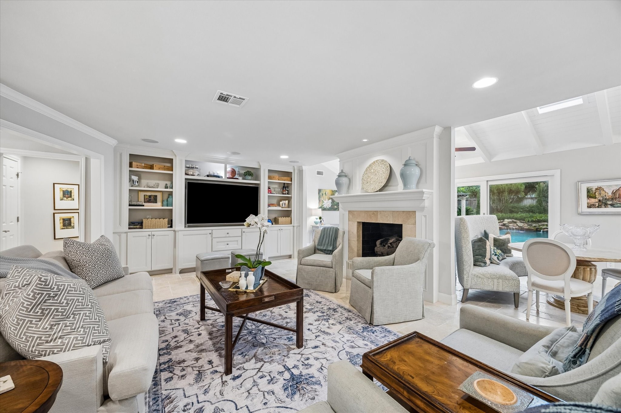 542 Ramblewood Road Houston, TX 77079 - Photo 15 of 40