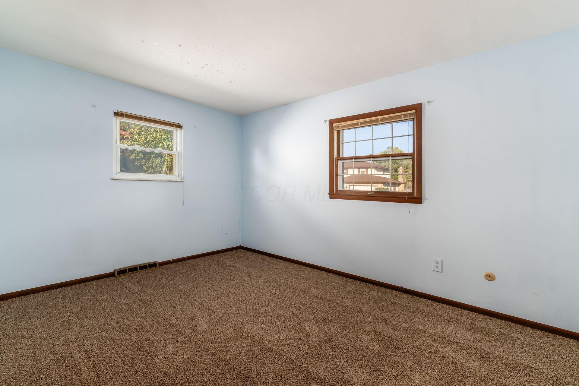 5409 Blue Ash Road Columbus, OH 43229 - Photo 22 of 25 022_ - 5409 Blue Ash Rd - 083