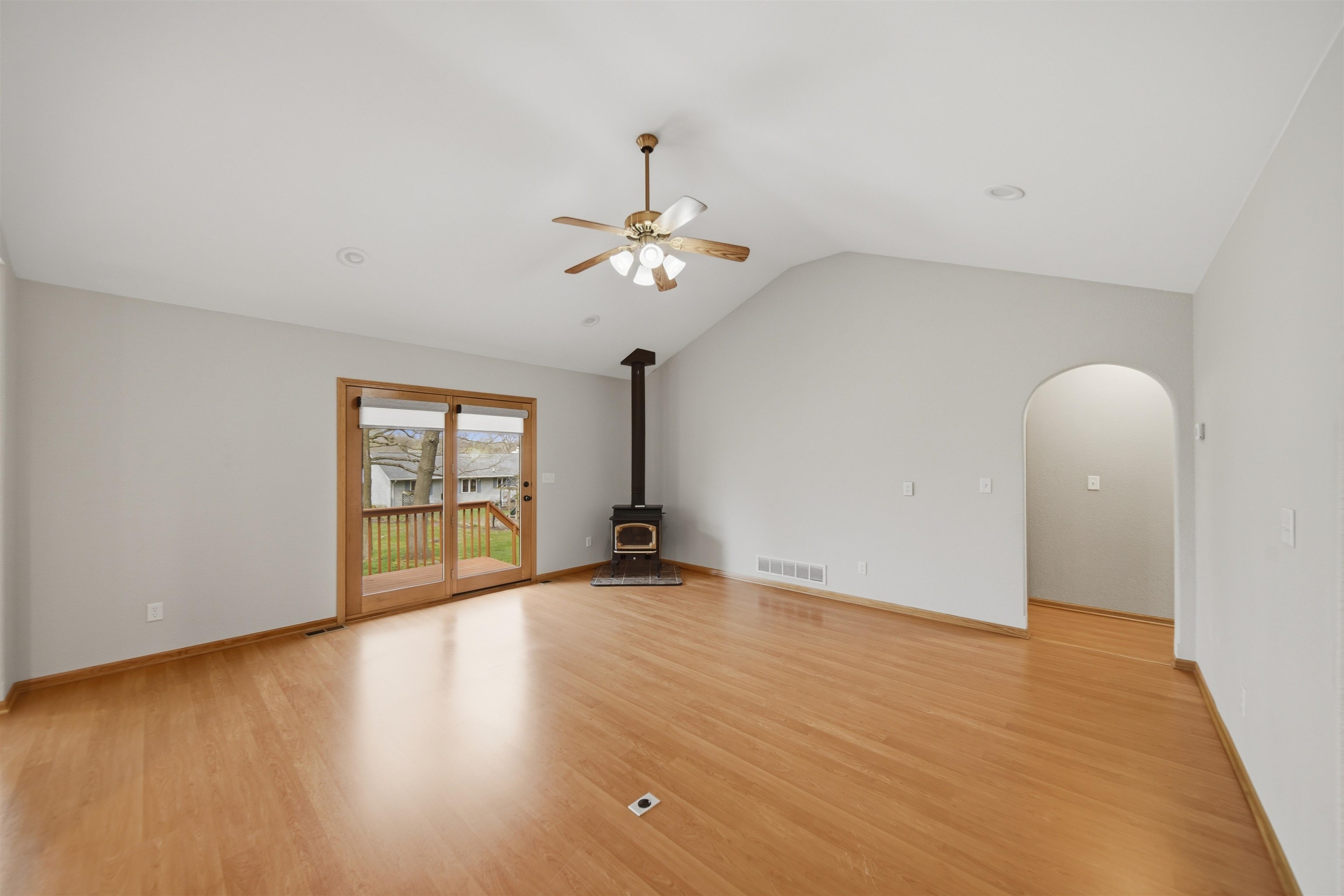 307 Portage Lane Dixon, IL 61021 - Photo 7 of 38 a view of an empty room with a window