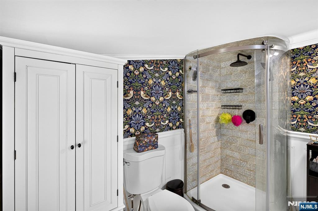 71 Reeve Avenue Bloomingdale, NJ 07403 - Photo 18 of 24