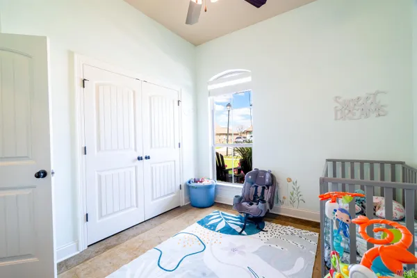 $300,000 | 17010 Bradford Avenue, Greenwell Springs, LA 70739