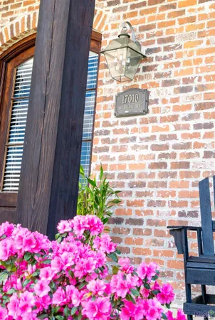 $300,000 | 17010 Bradford Avenue, Greenwell Springs, LA 70739