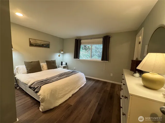 $3,200 | 14707 60th Place West, Edmonds, WA 98026