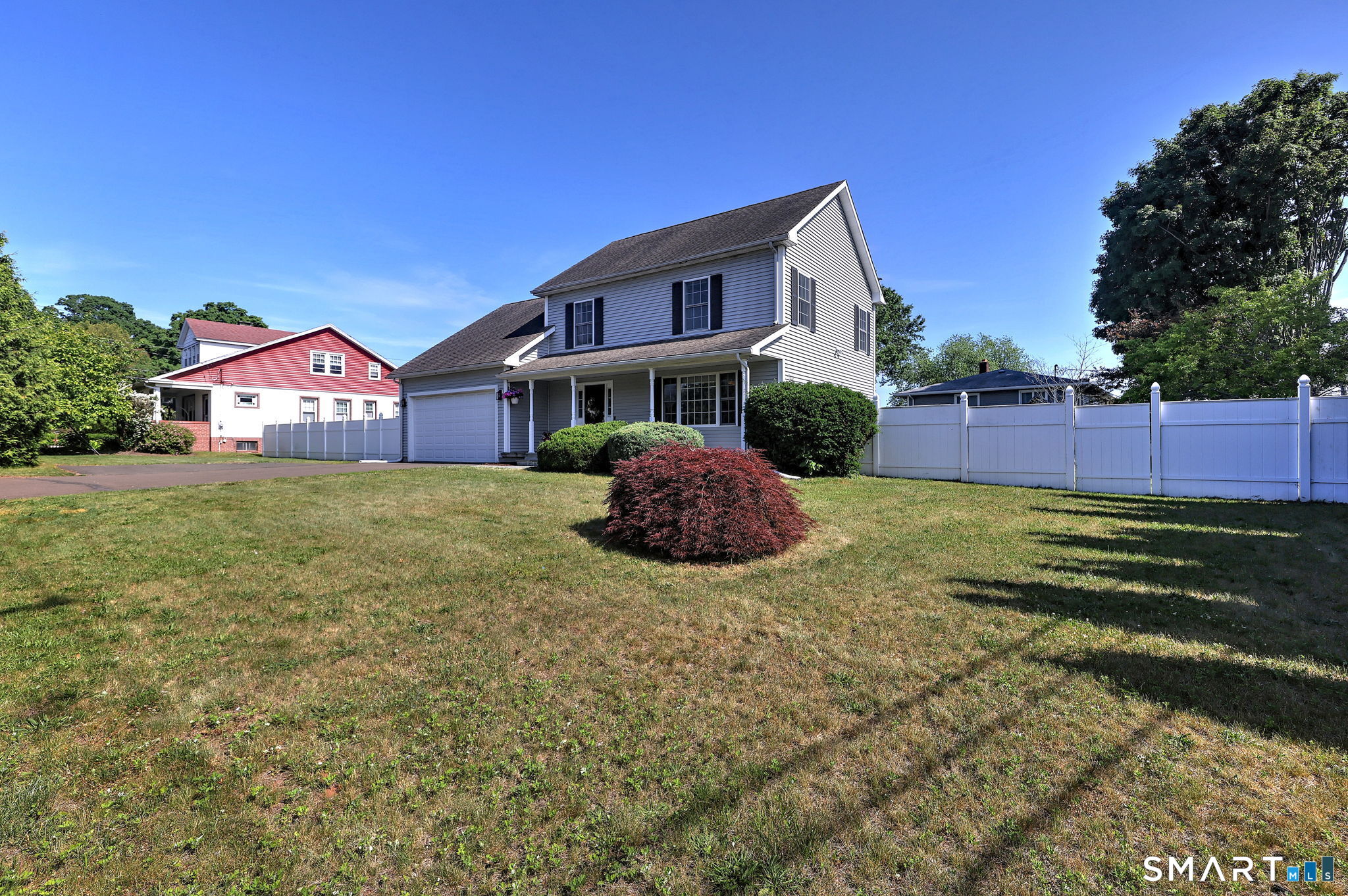 126 Silver Sands Road East Haven, CT 06512 - Photo 3 of 40