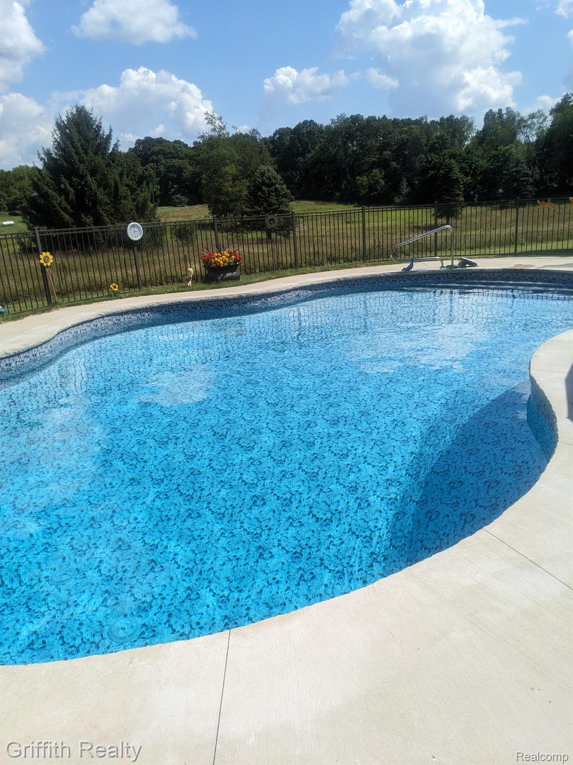 8070 Sheraton Park Road Fenton, MI 48430 - Photo 44 of 47 Gallery Image 44