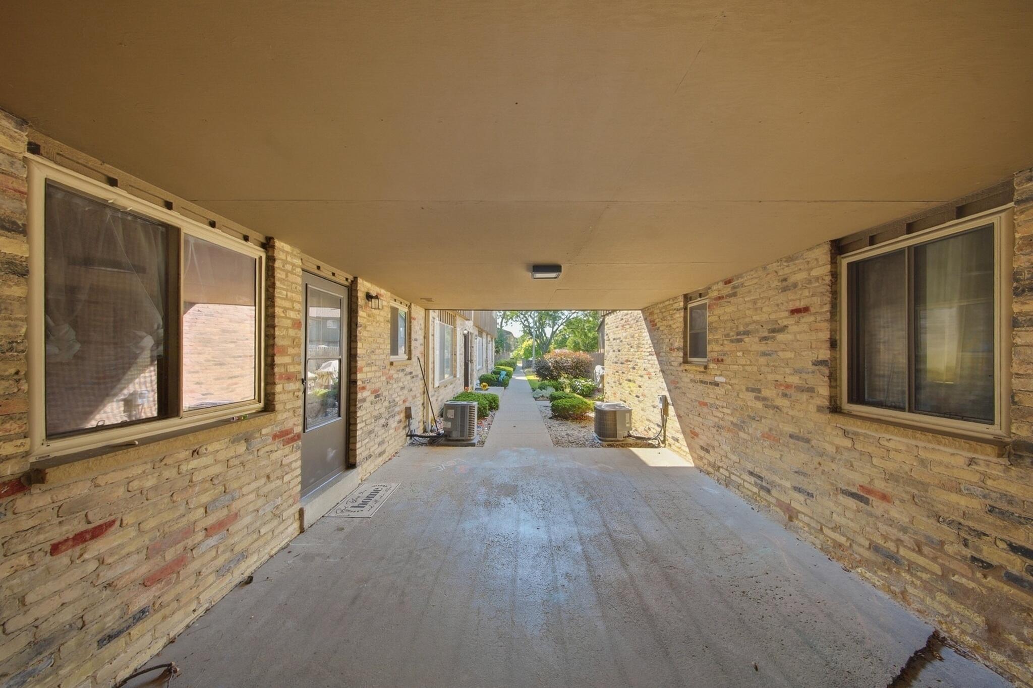 9901 Beloit Road Milwaukee, WI 53227 - Photo 34 of 42 34_Breezeway
