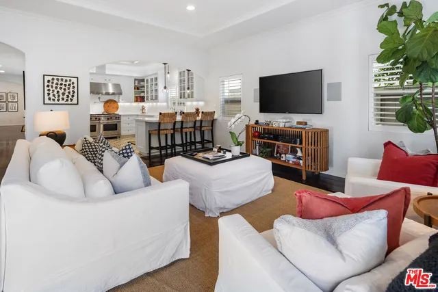 $3,670,000 | 3721 Meier Street, Los Angeles, CA 90066