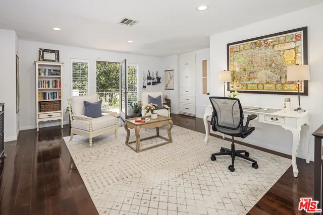 $3,670,000 | 3721 Meier Street, Los Angeles, CA 90066