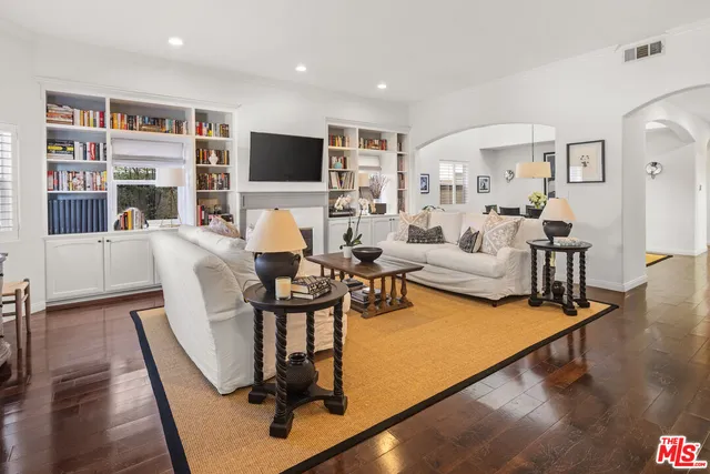 $3,670,000 | 3721 Meier Street, Los Angeles, CA 90066