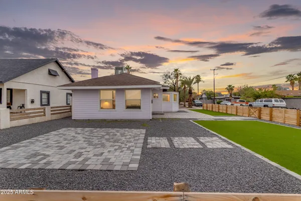 $477,500 | 2046 North 11th Street, Phoenix, AZ 85006