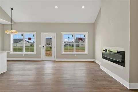 $268,499 | 400 Victoria Way, Franklin, KY 42134