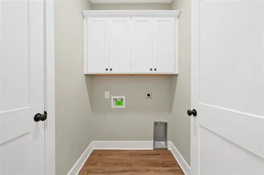 $270,999 | 400 Victoria Way, Franklin, KY 42134