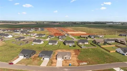 $270,999 | 400 Victoria Way, Franklin, KY 42134