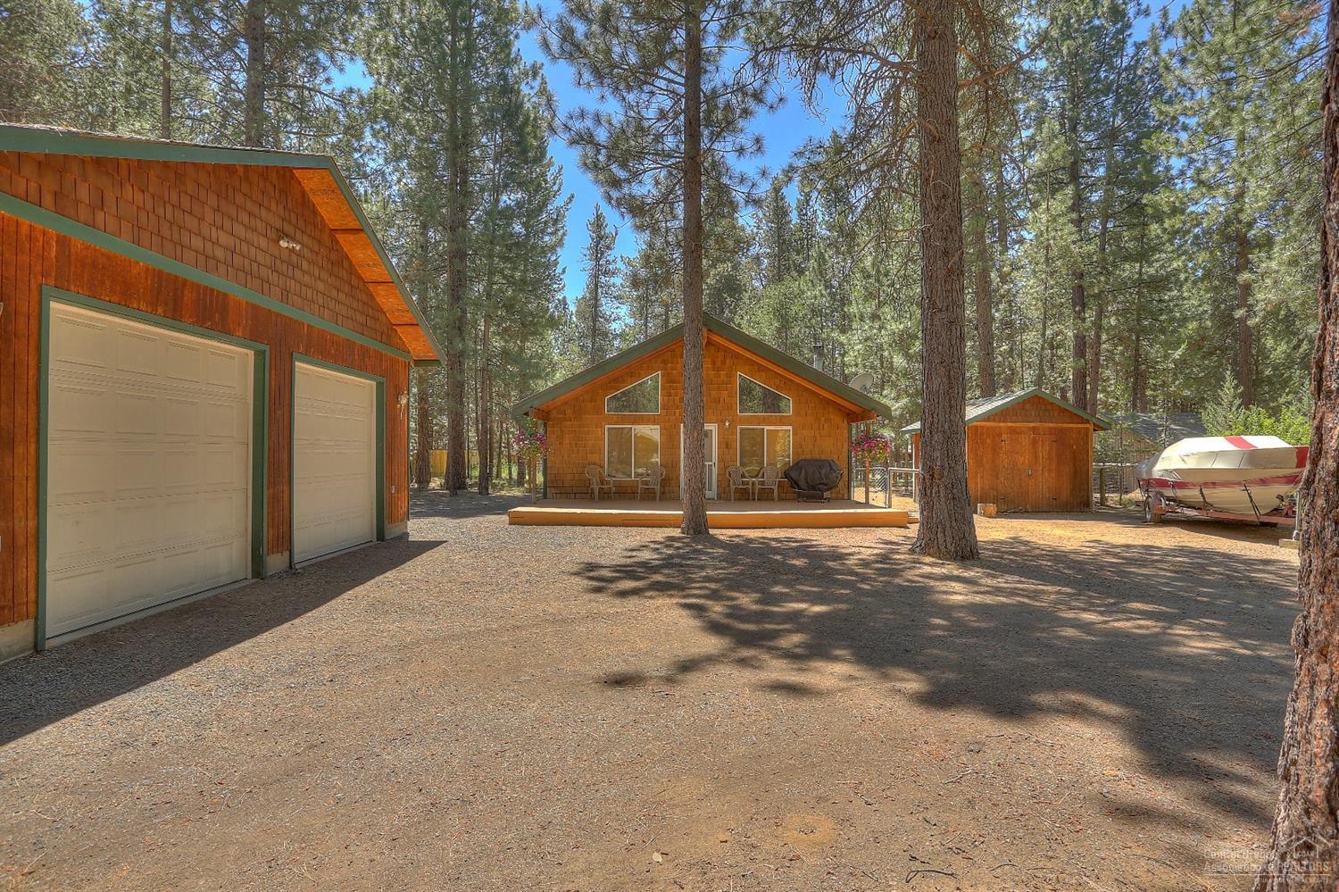16965 Indio Road Bend, OR 97707 - Photo 3 of 19 Additional Photo