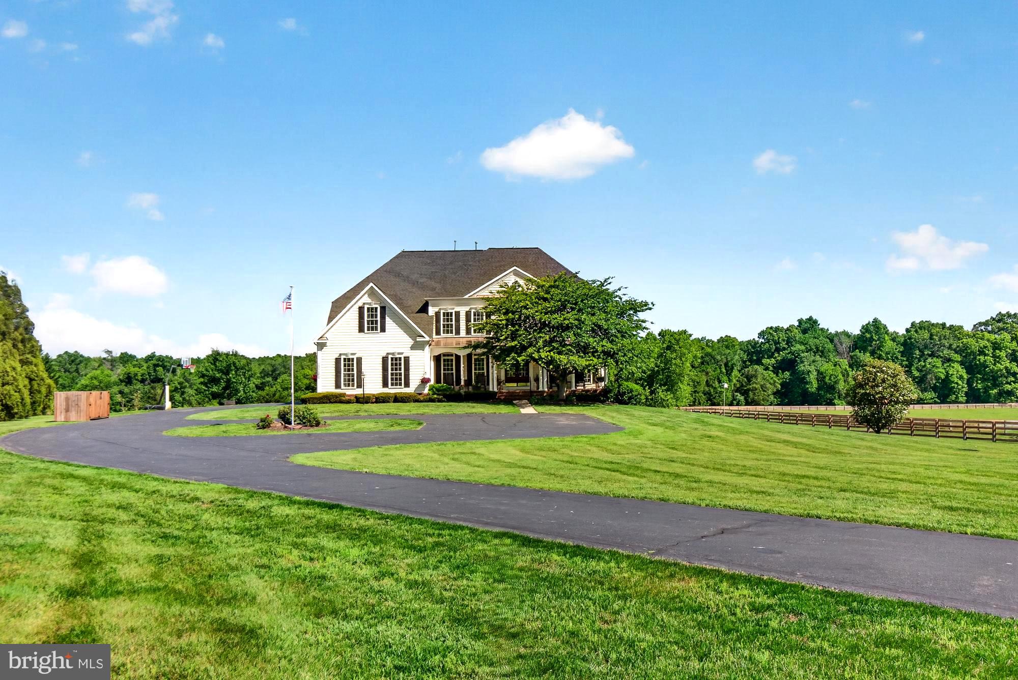 15512 Mount Nebo Road Poolesville, MD 20837 - Photo 7 of 125 ....and entertaining!
